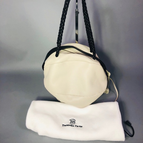 Authentic Daniella Ortiz Genuine Leather Bag. - Picture 2 of 8